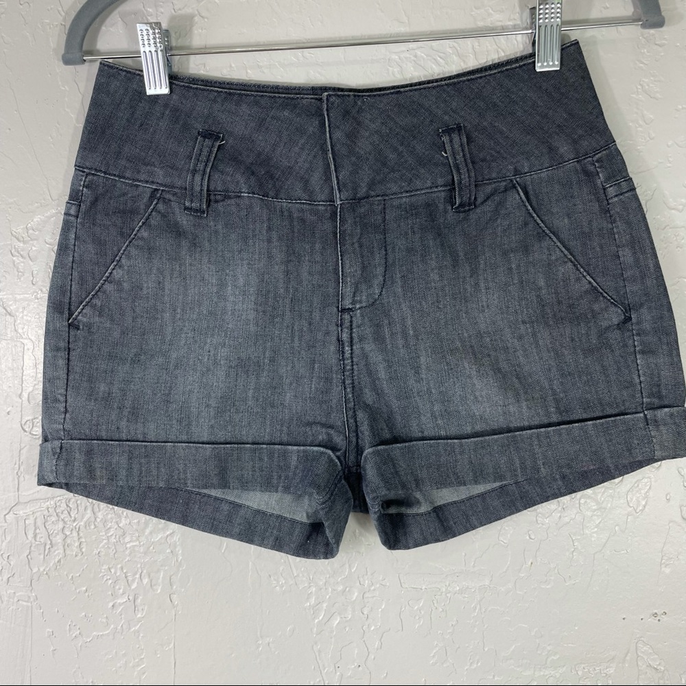 Celebrity Pink deluxe Shorts Size 5 high waisted